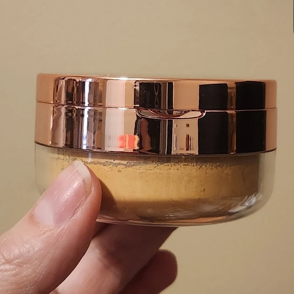 Makeup Revolution Conceal & Fix Loose Setting Powder Deep Honey 0.45oz New
